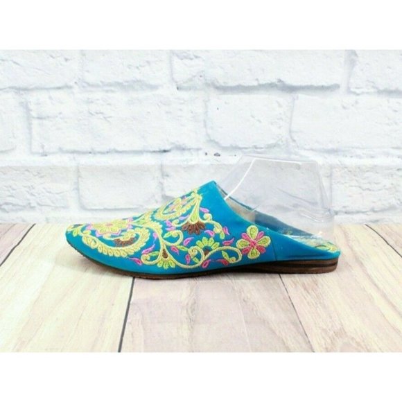 Women's Embroidered Blue Floral Pointed Toe Slip On Mules Flats Shoes Size 7 - Picture 2 of 10